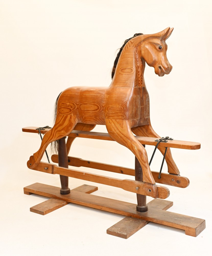 Cheval à Bascule Ancien Bois Sculpté 1930 Jouets Pour Enfants