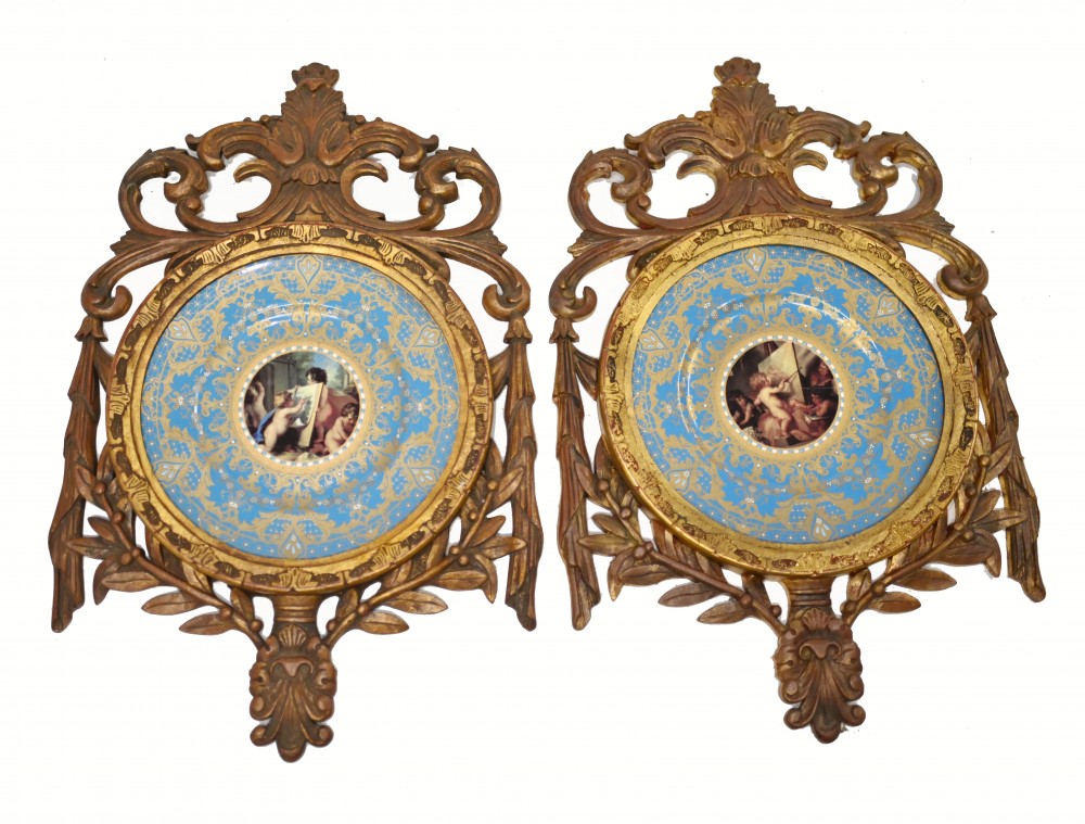 Paire Plaques De Sèvres Cadre Doré En Porcelaine Chérubin