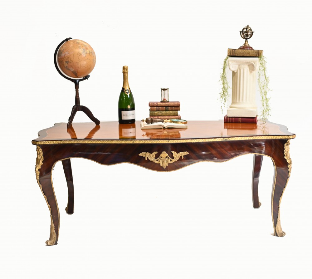 Table basse Empire en bois de violette doré et doré français