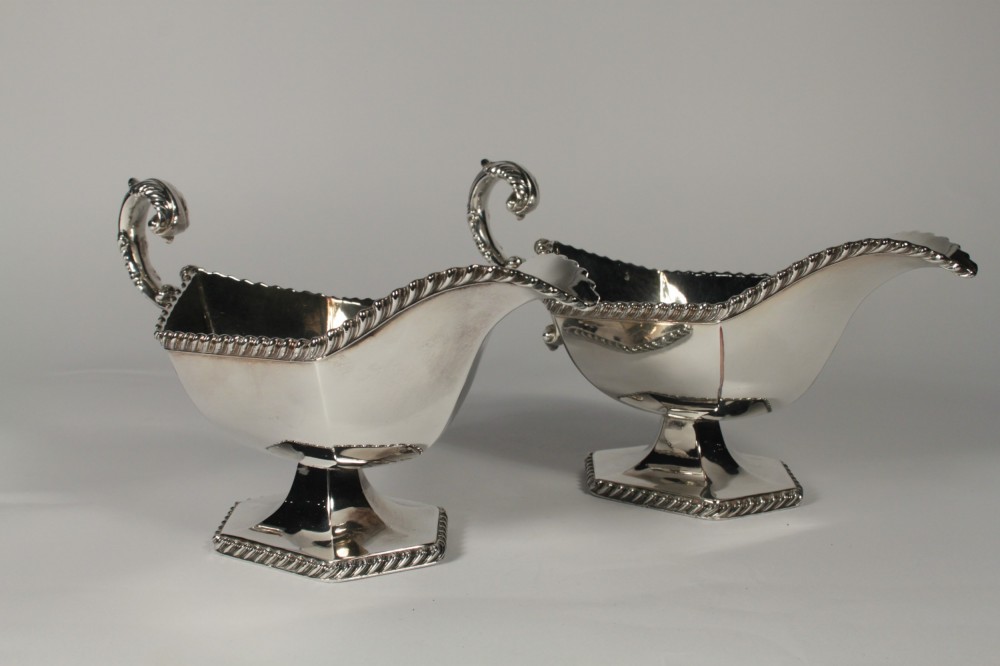 Paire Saucières Assiette En Argent 1900