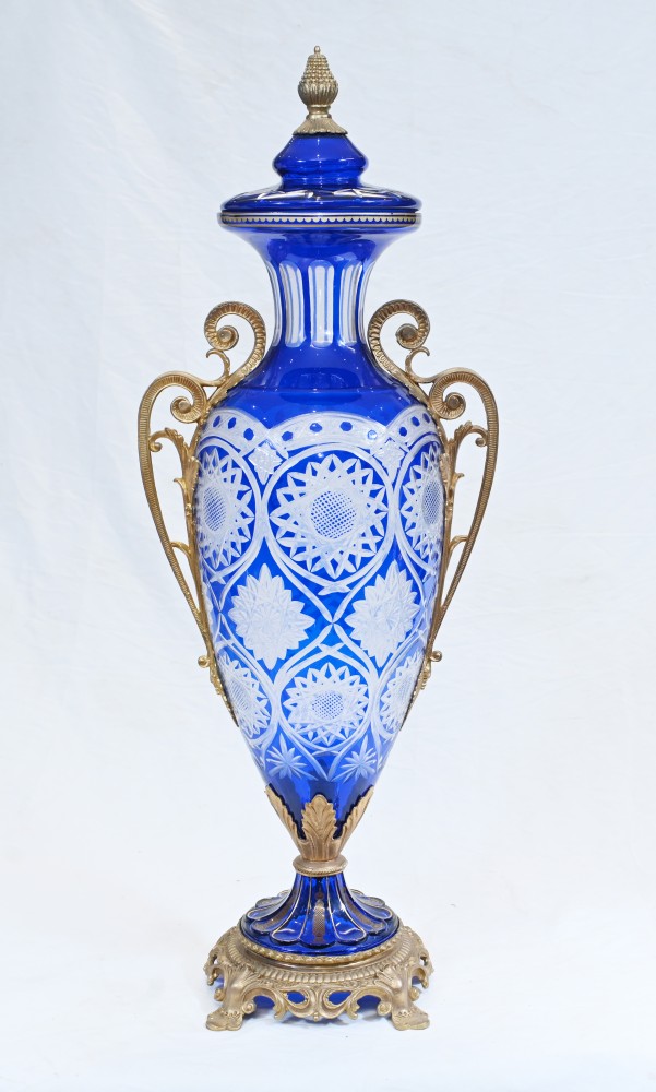 Vase Empire En Verre Français Urne Amphore Doré