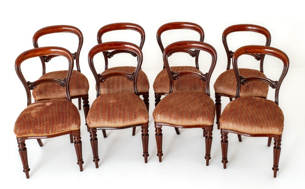 Ensemble de chaises de salle à manger victoriennes à dossier ballon en acajou 1850