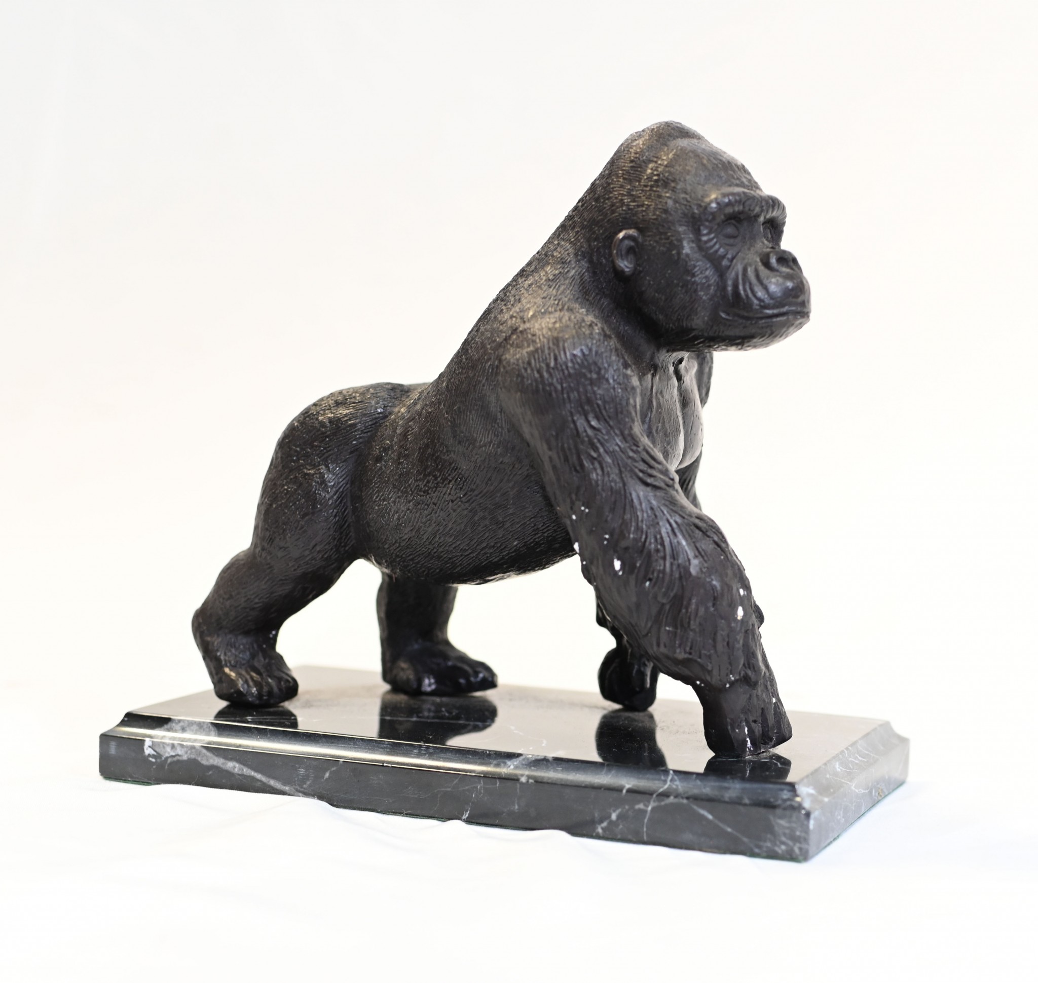 Singes en bronze, bronzes