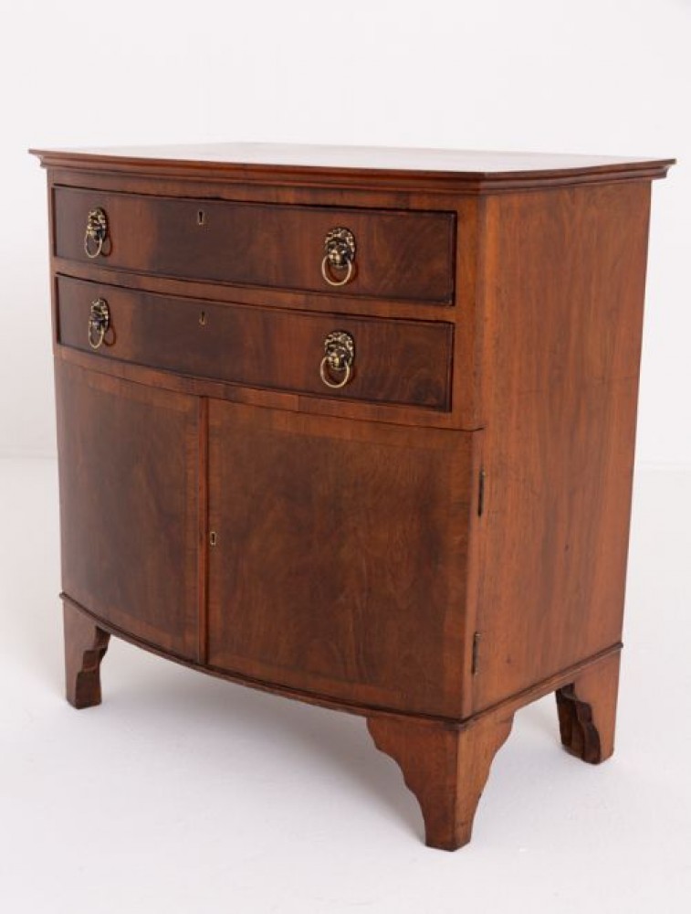 Commode latérale en acajou de style néo-géorgien